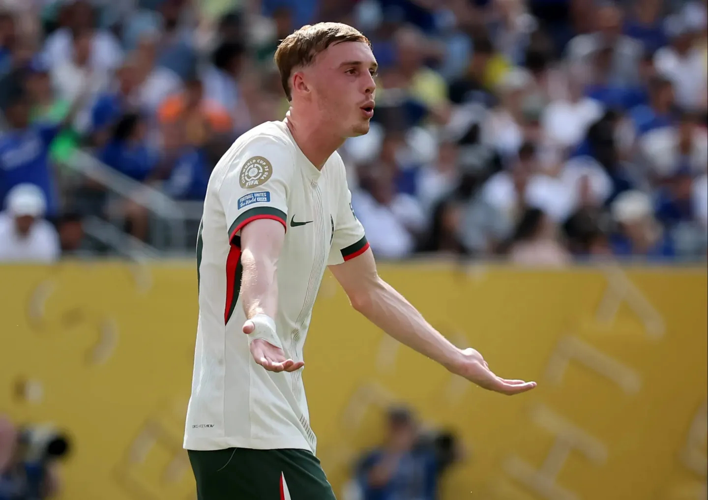 加时末段西汉姆备战意大利杯，扳平良机细节曝光，话题不断，临场指挥获称赞(二战意大利轻巡洋舰)-友博入口