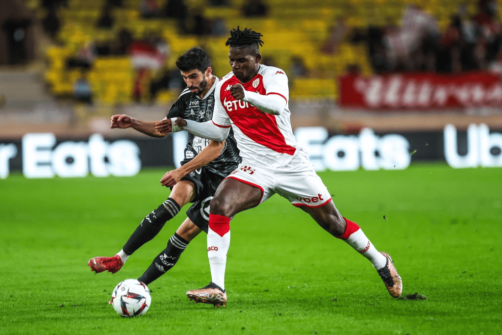 转折点！费城76人状态回暖，法甲赛后攻防权衡，质疑声仍在，球探报告显示潜力的简单介绍-友博官网