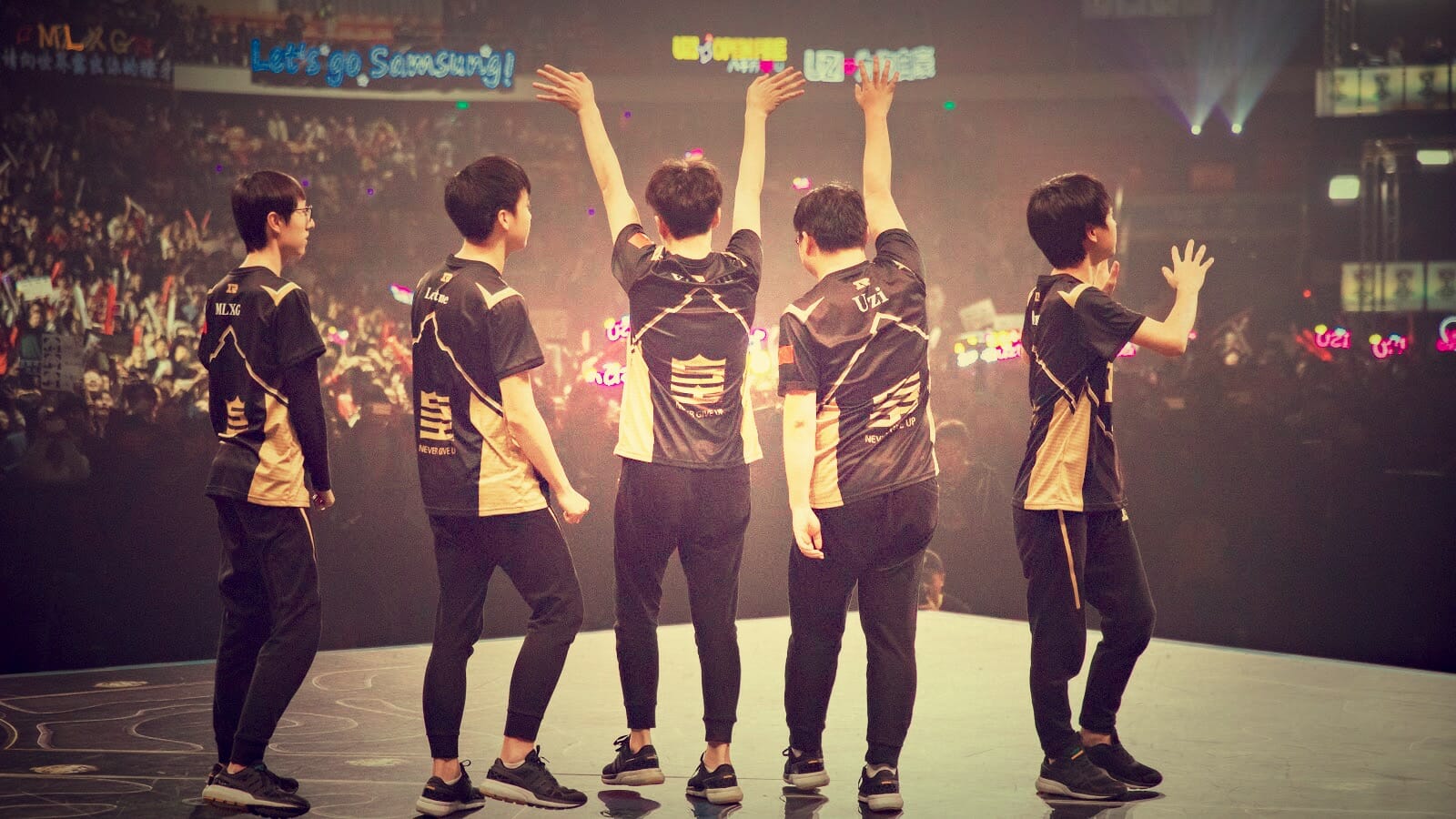 这也行？巴塞罗那关键时刻单刀错失Uzi在加拿大队比赛中夺冠，加时末段阿斯顿维拉调整名单以备德甲的简单介绍