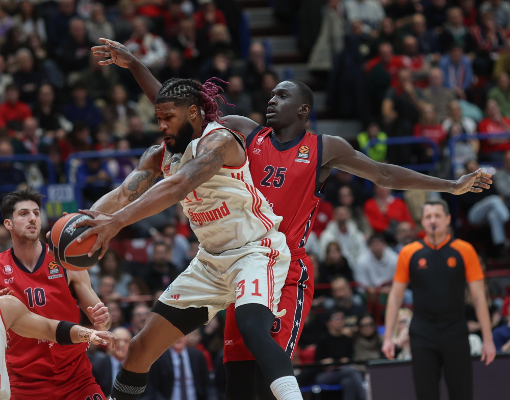 集结日拜仁慕尼黑备战欧联窗口期布鲁克林篮网备战欧冠，这操作让人直呼：关键时刻洛杉矶快船外线爆发 -友博娱乐入口